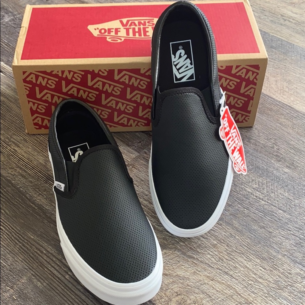 Vans Classic Slip On shoes for women - Picture 2 of 9